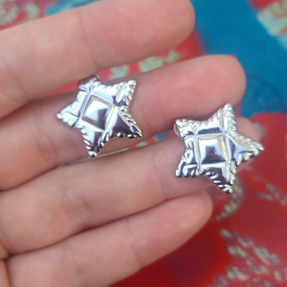  Sterling Silver Medium Star Earrings